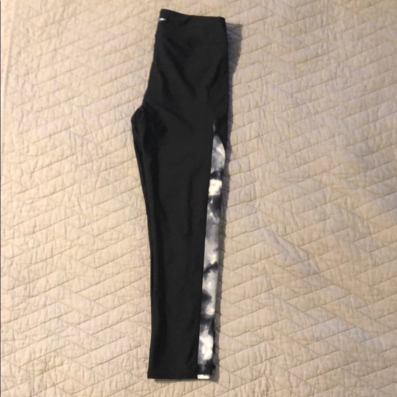 Speedo PowerFLEX Cropped Leggings NWT - Picture 2 of 5